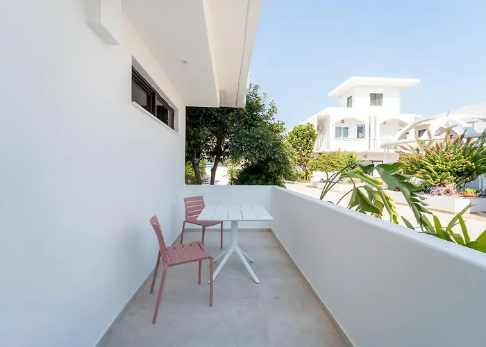 Apartamento Paloma Seaesta *